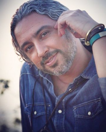 مازیار فلاحی با گریه میخندم